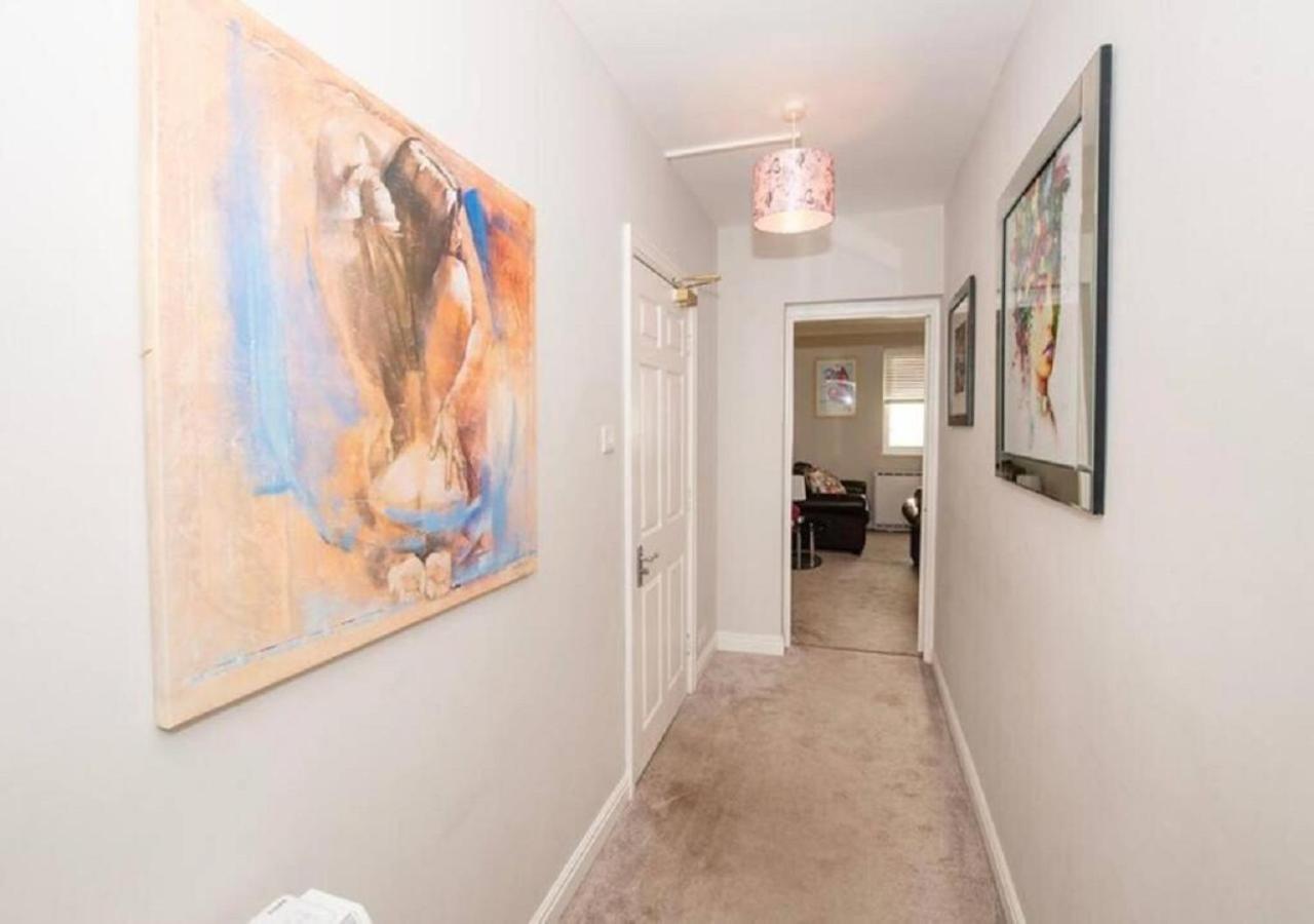 סקארבורו Pelican-Stylish 2-Bed Apartment Close To Beach & Town מראה חיצוני תמונה
