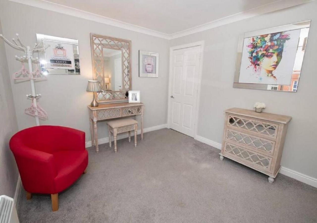 סקארבורו Pelican-Stylish 2-Bed Apartment Close To Beach & Town מראה חיצוני תמונה