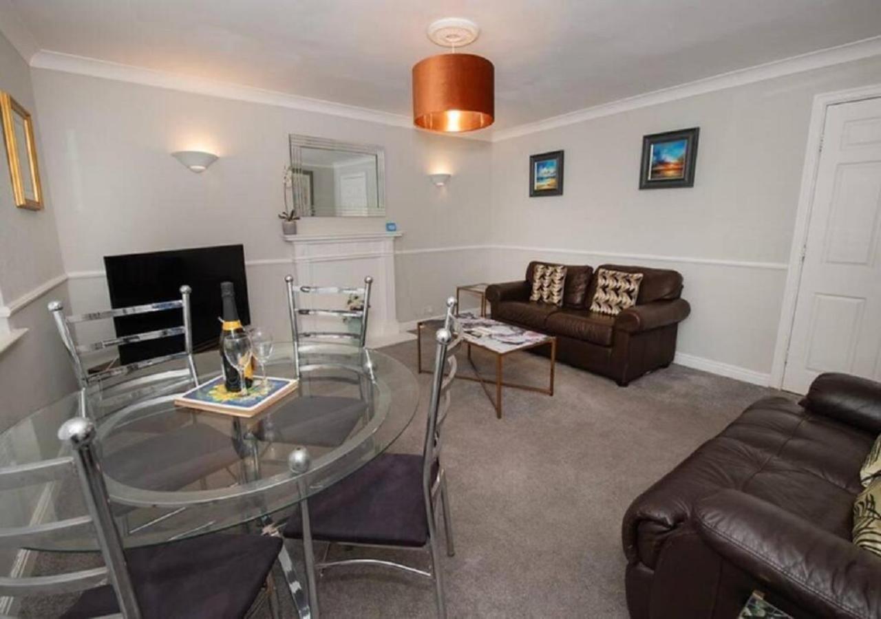 סקארבורו Pelican-Stylish 2-Bed Apartment Close To Beach & Town מראה חיצוני תמונה